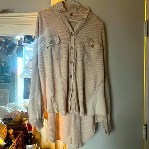 NWT Free People Cream oversized blouse, never worn 💫❤️